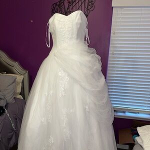 Strapless David’s Bridal VEN STYLE A/10012163 Dress